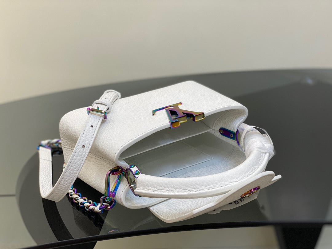 Louis Vuitton Capucines Mini  Bag In White