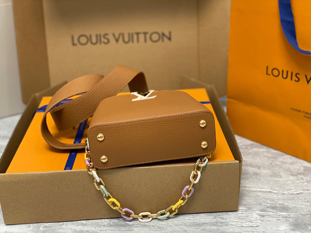 Louis Vuitton Capucines Mini  Bag In Gold Brown