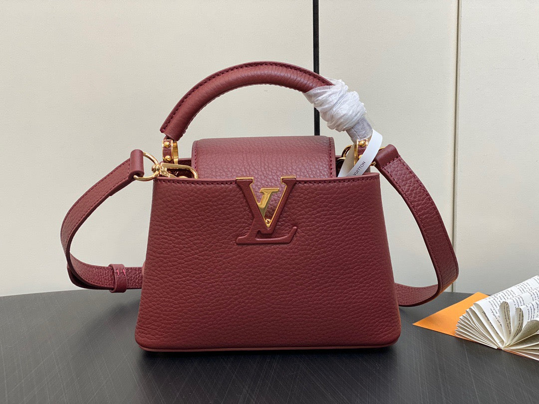 Louis Vuitton Capucines Mini  Bag In Burgundy