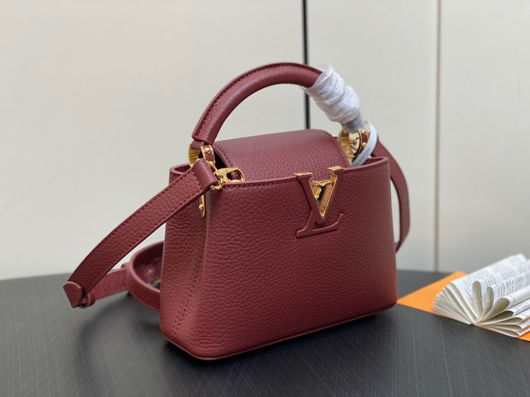 Louis Vuitton Capucines Mini  Bag In Burgundy