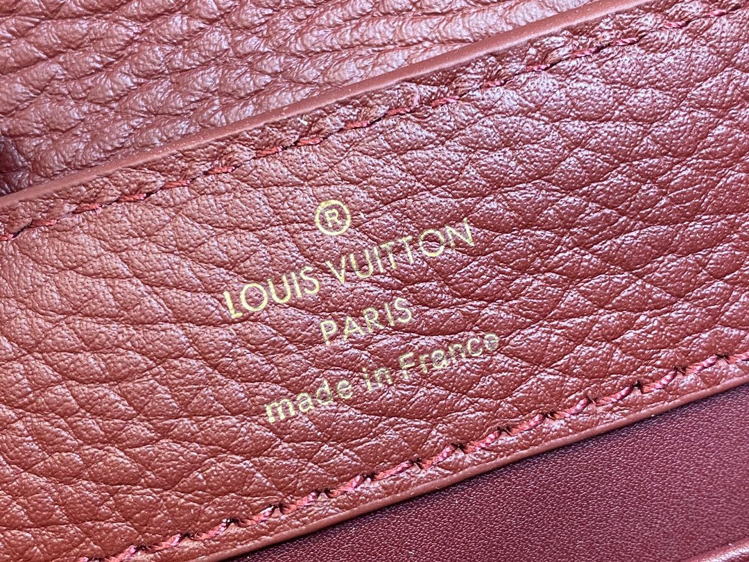 Louis Vuitton Capucines Mini  Bag In Burgundy