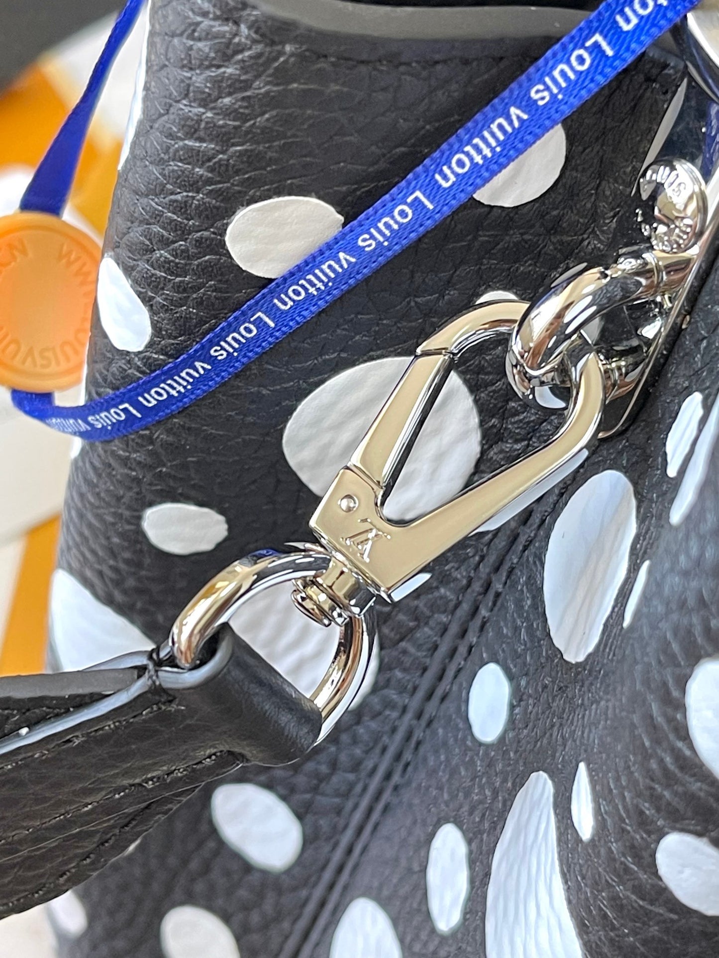 Louis Vuitton Capucines Small  Bag In Black With White Polka Dots