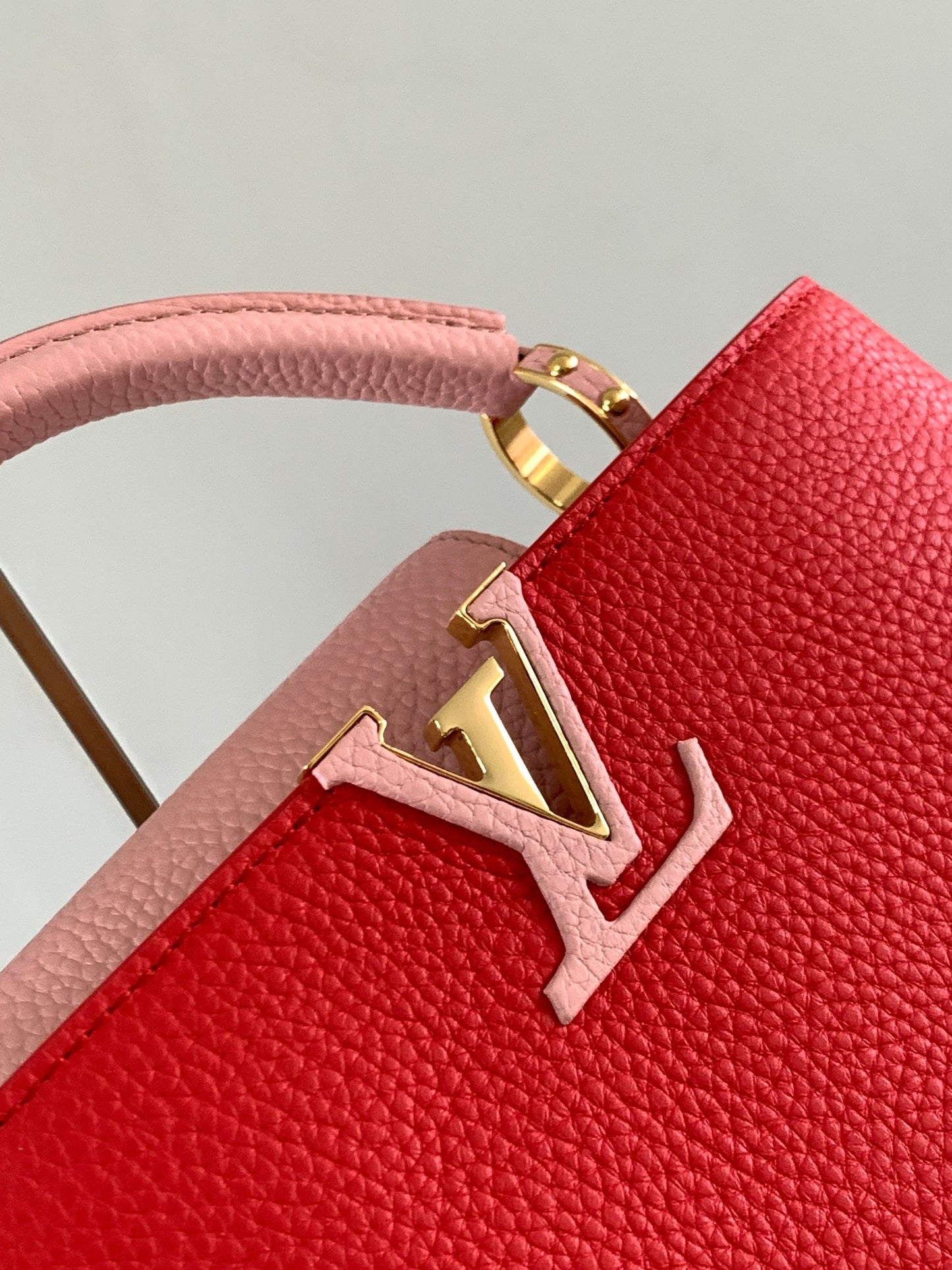 Louis Vuitton Capucines Small  Bag In Red With Pink Handle