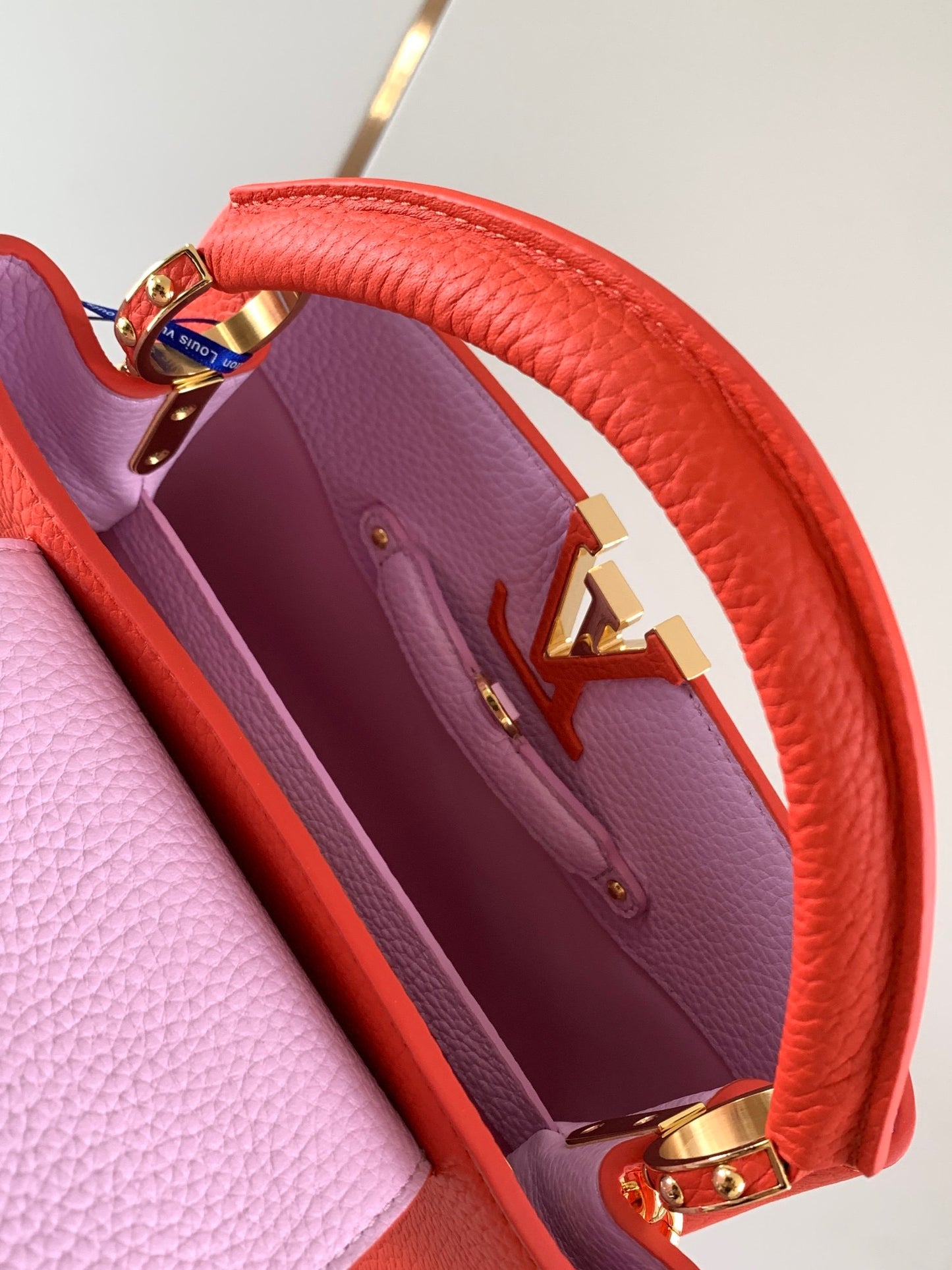 Louis Vuitton Capucines Small  Bag In  Tomato Red