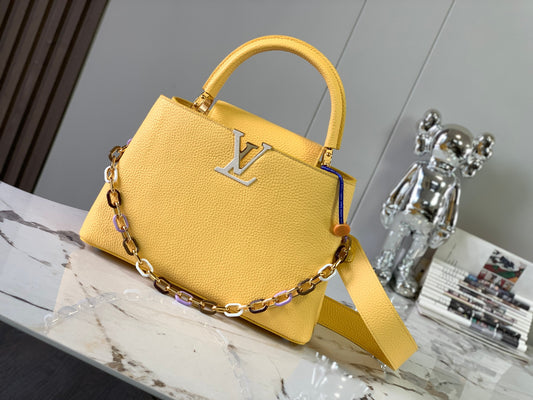 Louis Vuitton Capucines Medium Bag In Yellow