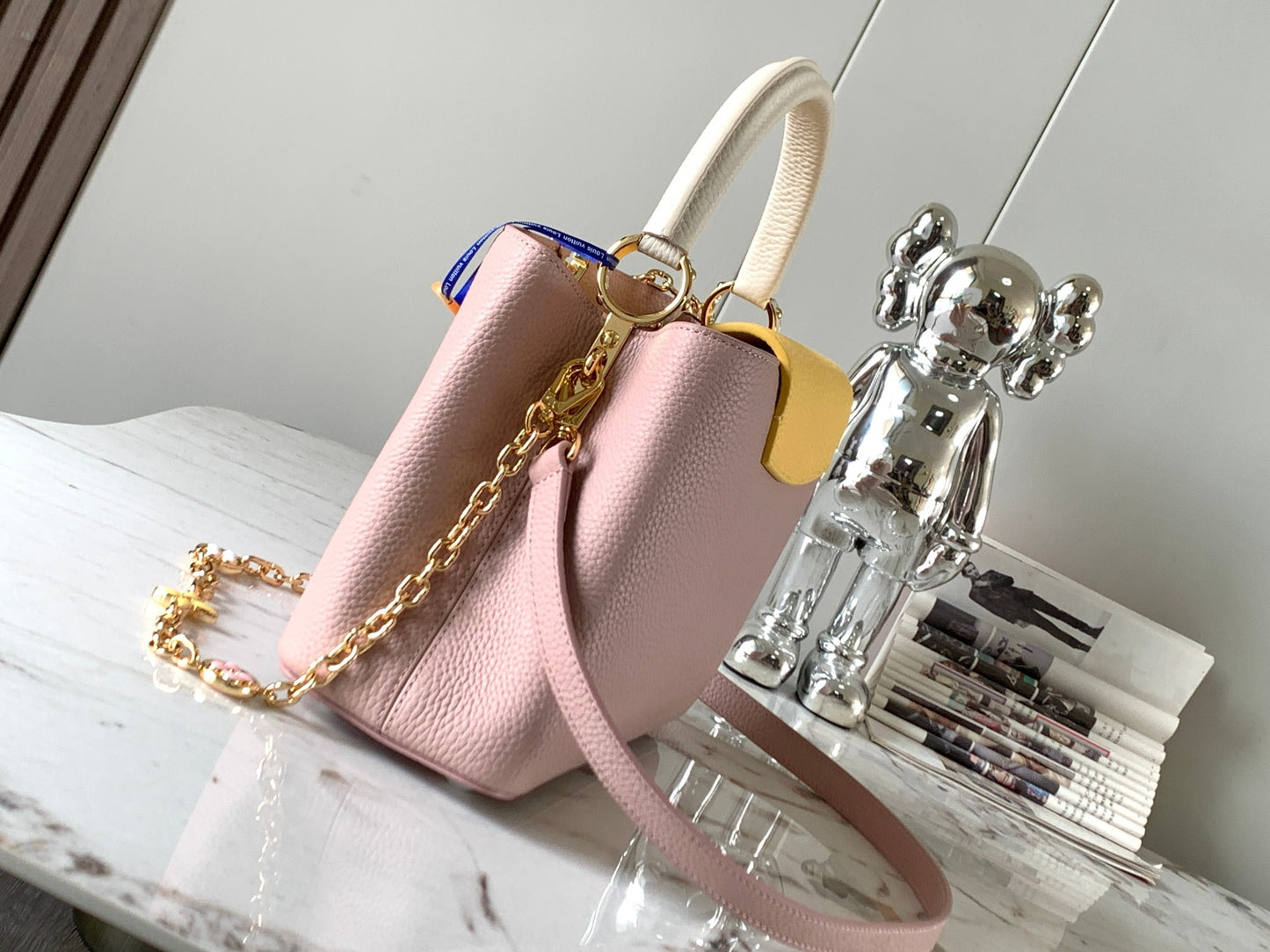 Louis Vuitton Capucines Medium Bag In Pink With Beige Handle