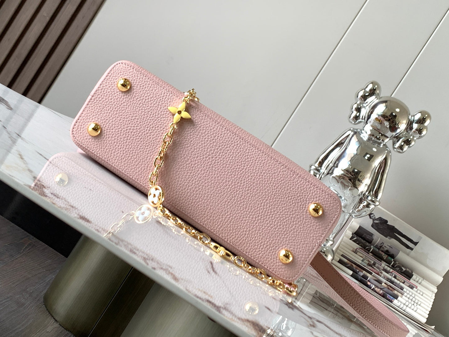 Louis Vuitton Capucines Medium Bag In Pink With Beige Handle