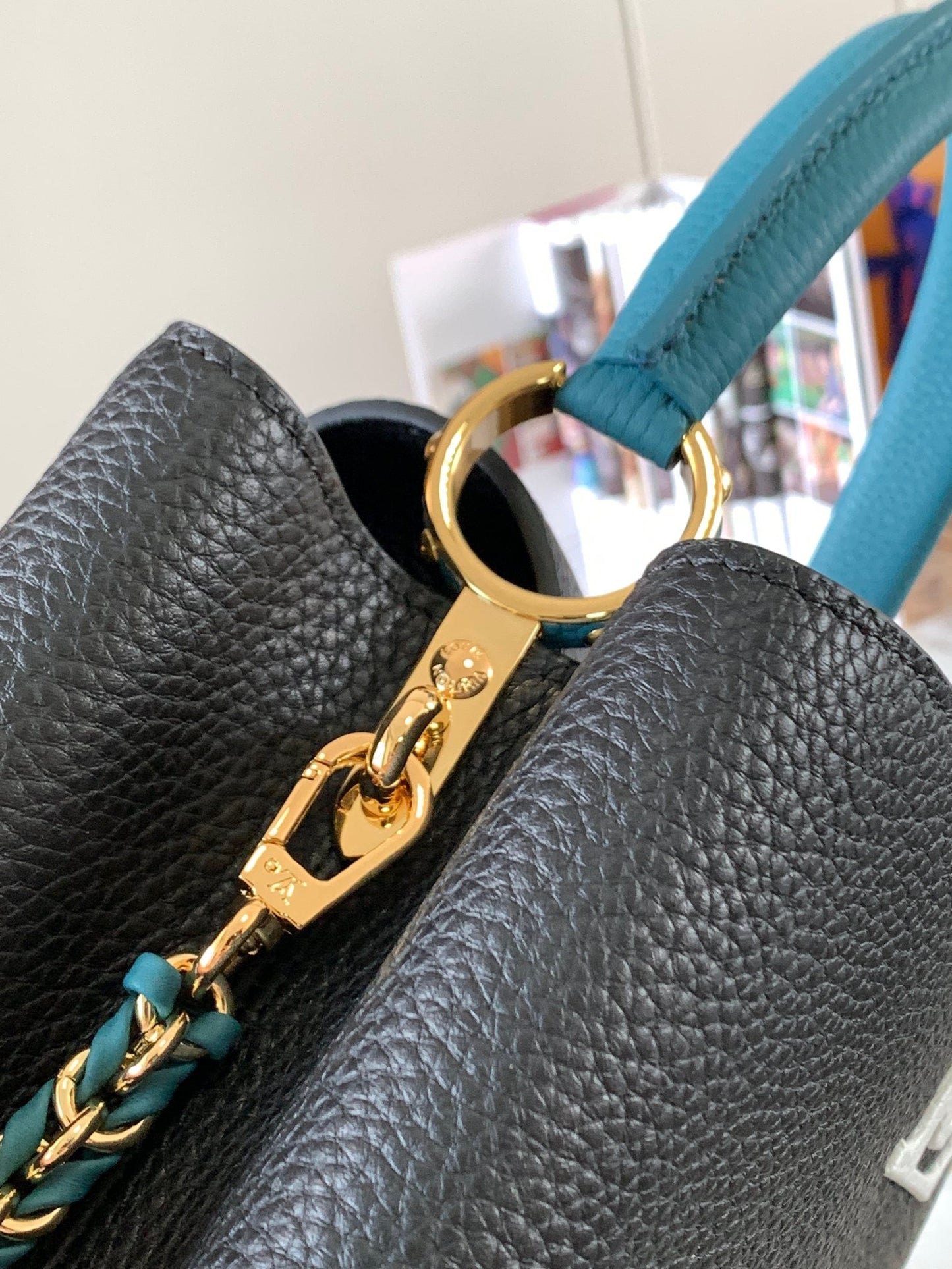 Louis Vuitton Capucines Medium Bag In Black With Blue