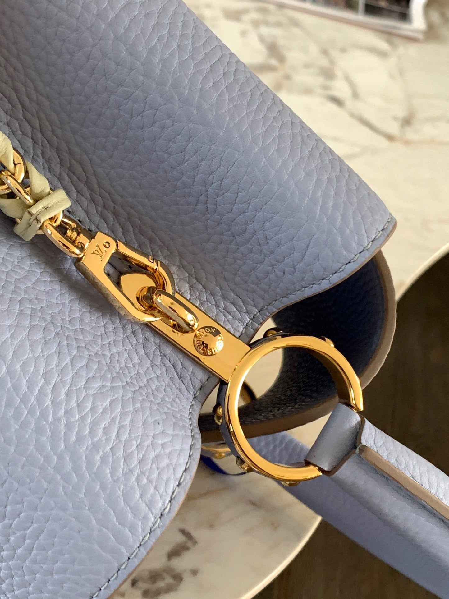 Louis Vuitton Capucines Medium Bag In Haze Blue