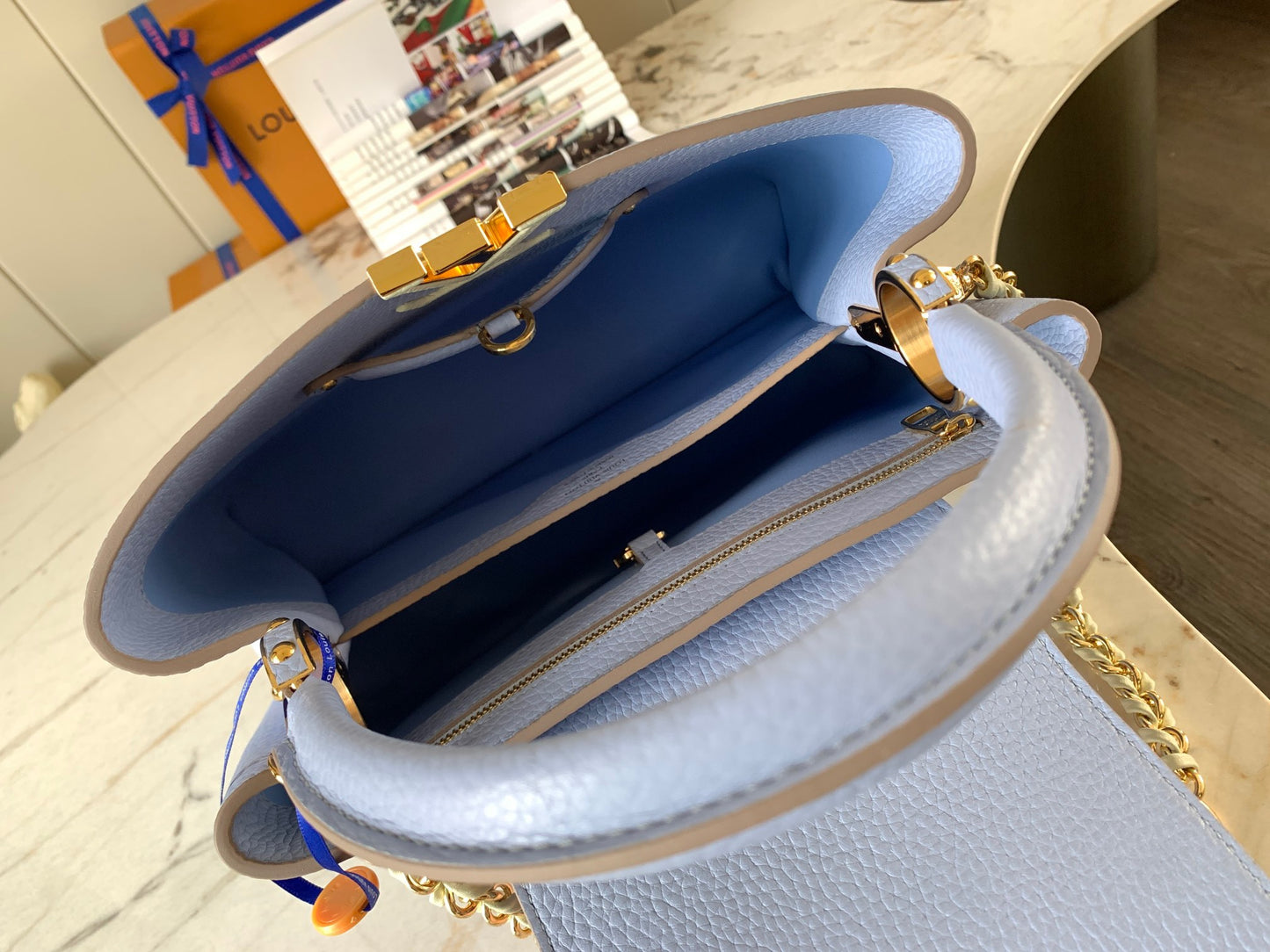 Louis Vuitton Capucines Medium Bag In Haze Blue