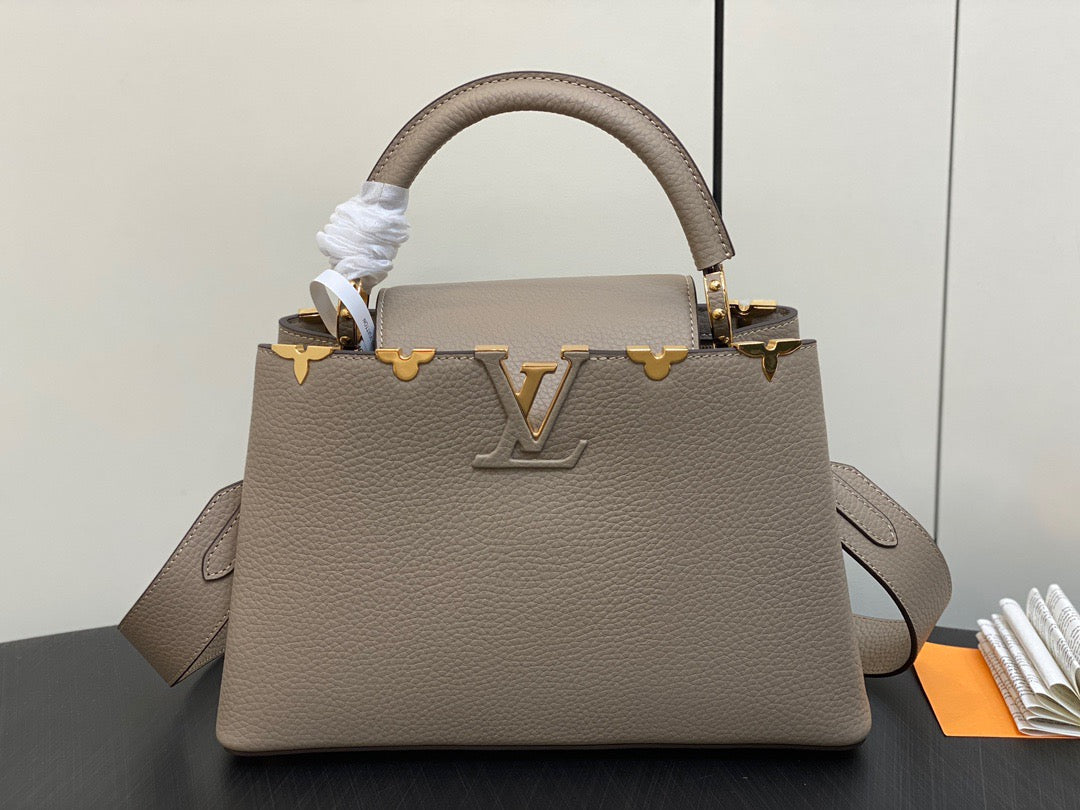 Louis Vuitton Capucines Medium Bag In Gray