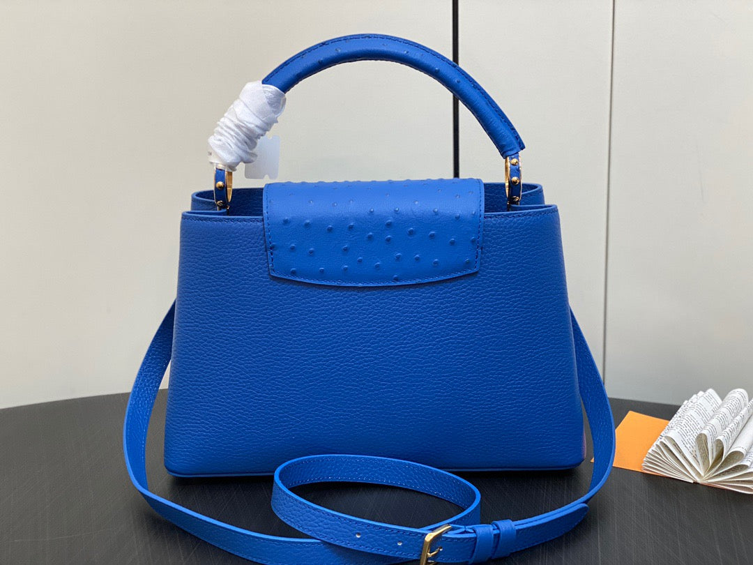 Louis Vuitton Capucines Medium Bag In Dark Blue