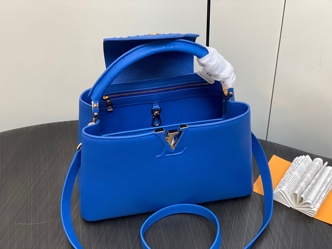 Louis Vuitton Capucines Medium Bag In Dark Blue