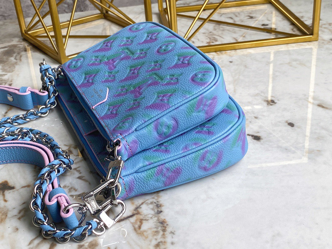 Louis Vuitton Large Pochette Accessories In Blue With Purple Presbyopia