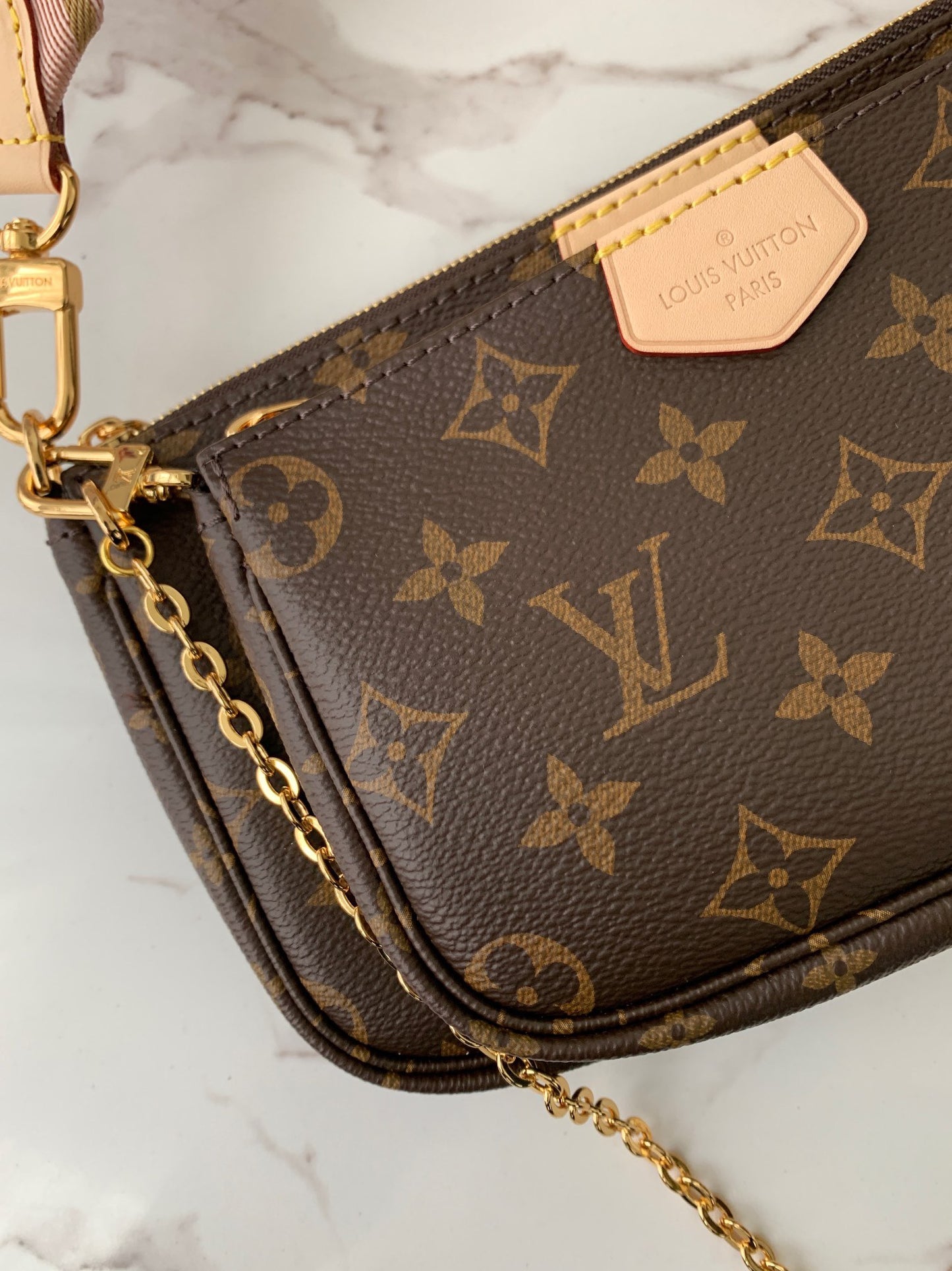 Louis Vuitton Monogram Canvas Multi-Pocket Presbyopic Accessory