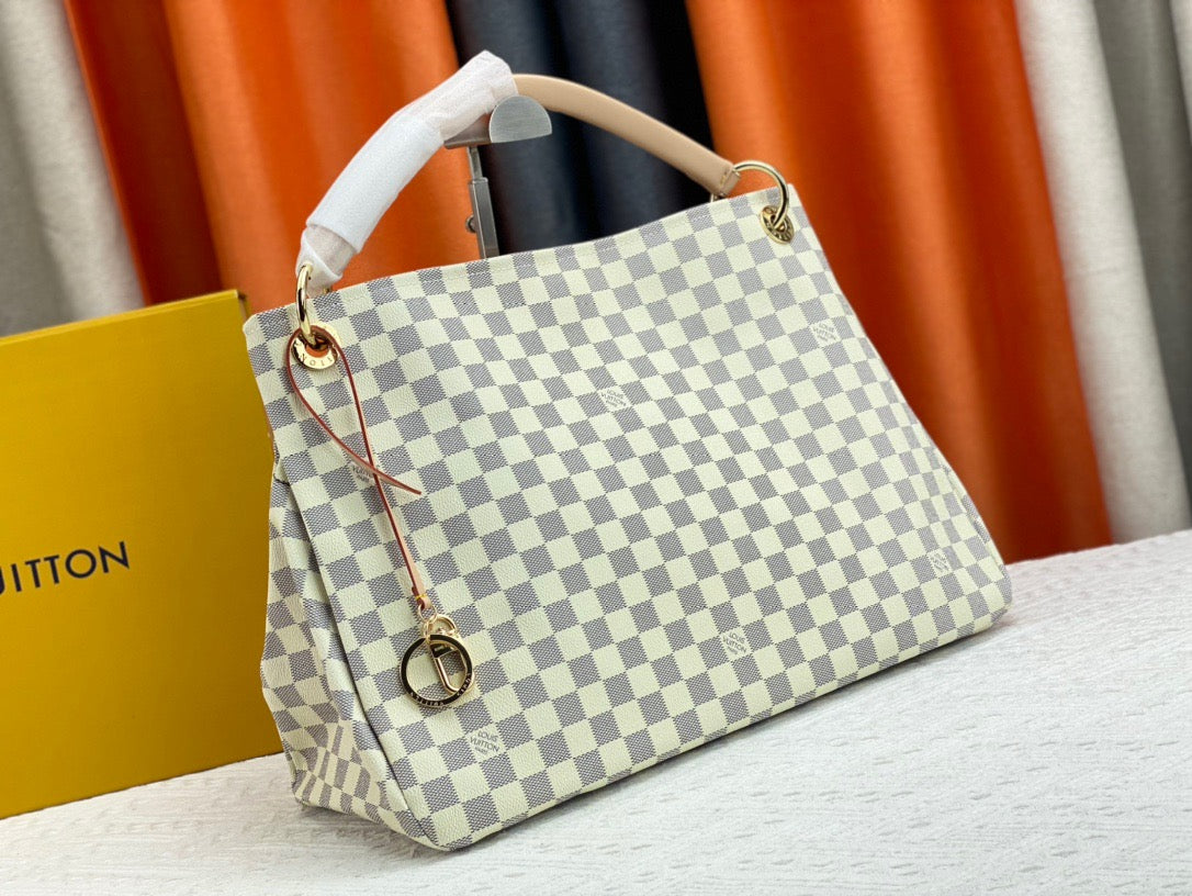 Louis Vuitton Artsy Beige Checkerboard Empreinte Leather With Beige Lining