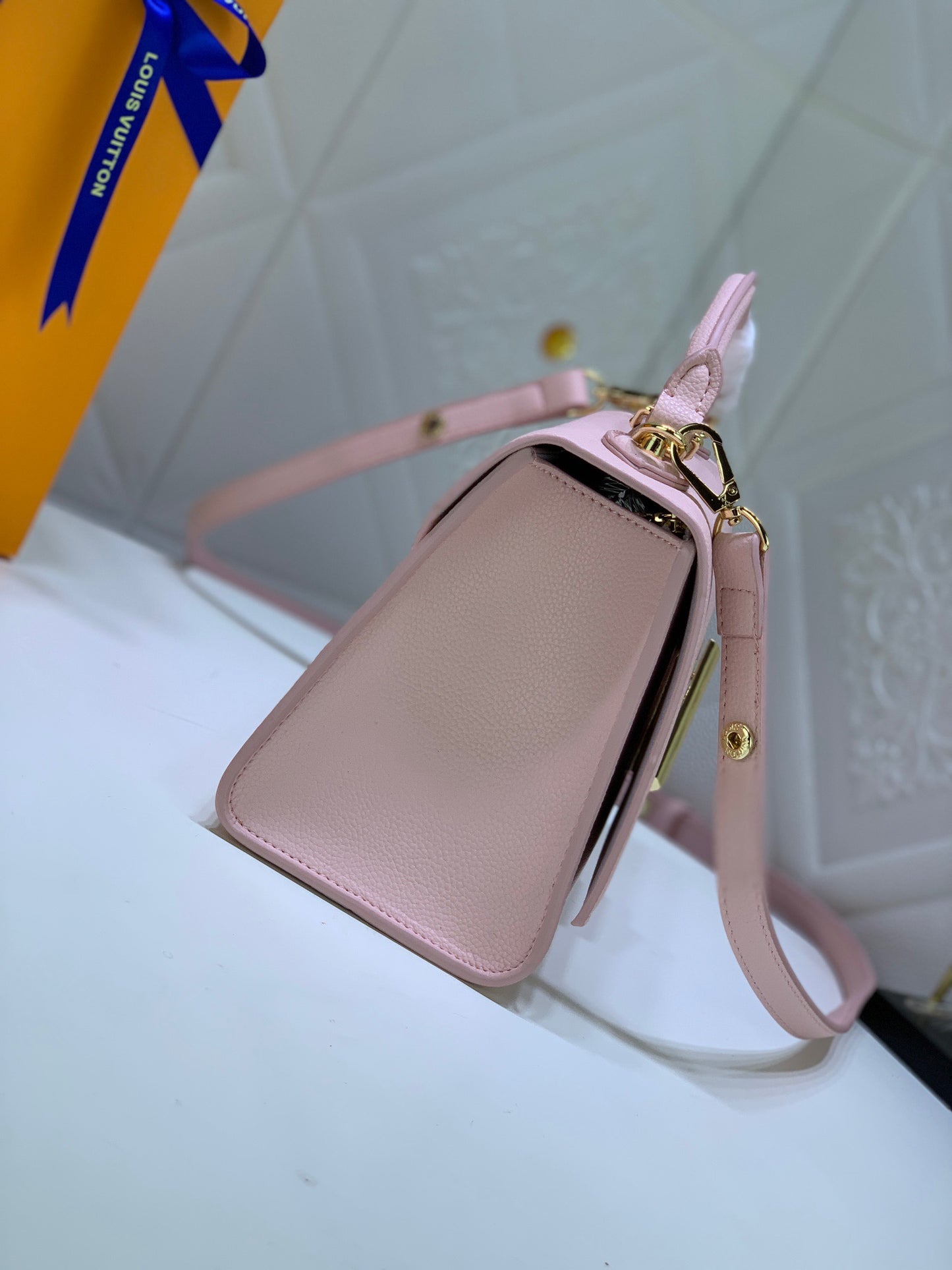 Louis Vuitton Twist Pouch In Pink Epi Leather With Handle