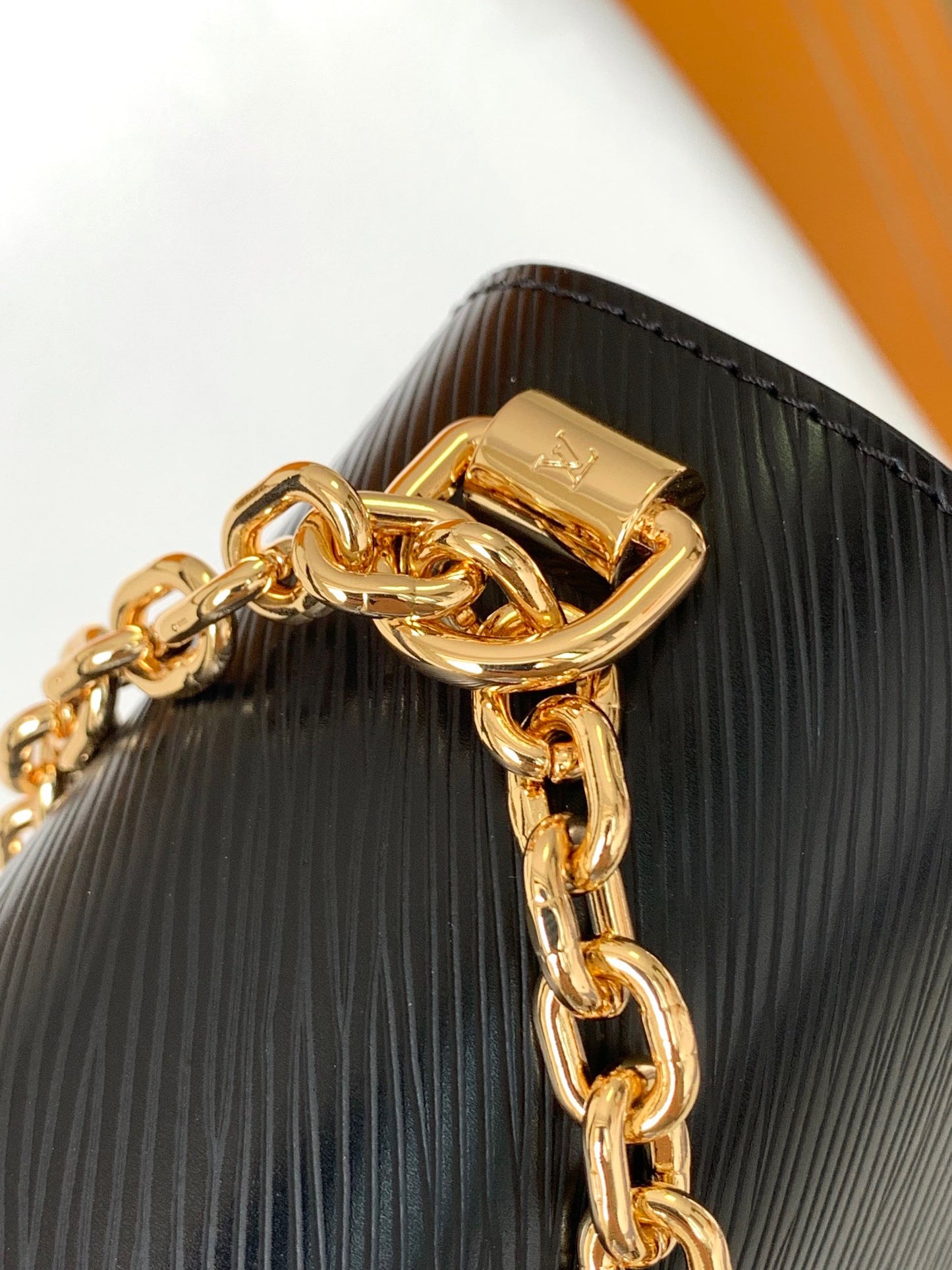 Louis Vuitton Twist Pouch In Black Epi Leather With Gold Chain