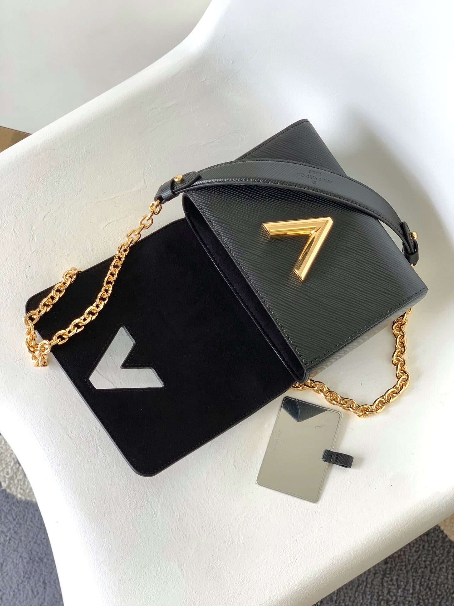 Louis Vuitton Twist Pouch In Black Epi Leather With Gold Chain