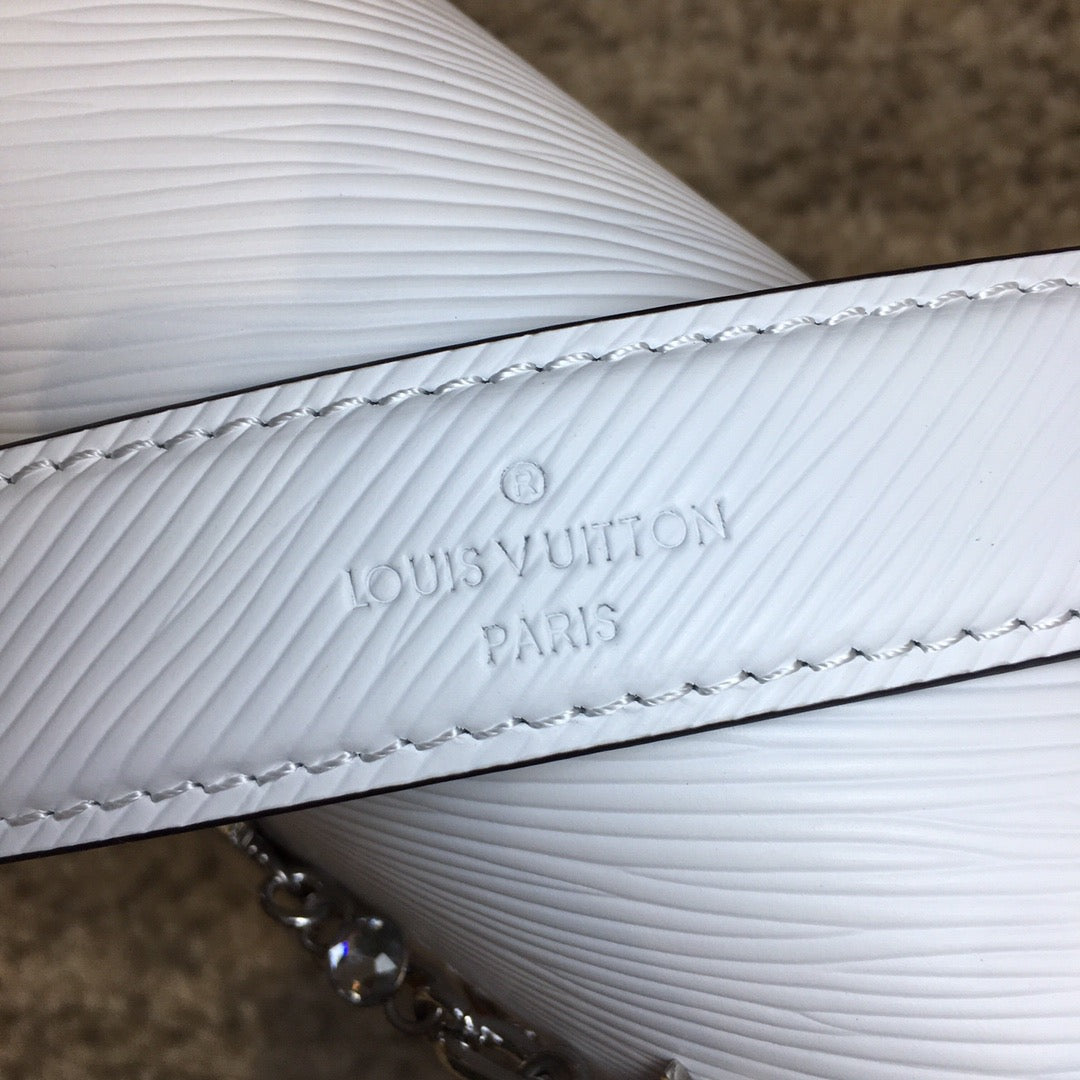 Louis Vuitton Twist Pouch In White Epi Leather With Silver Chain