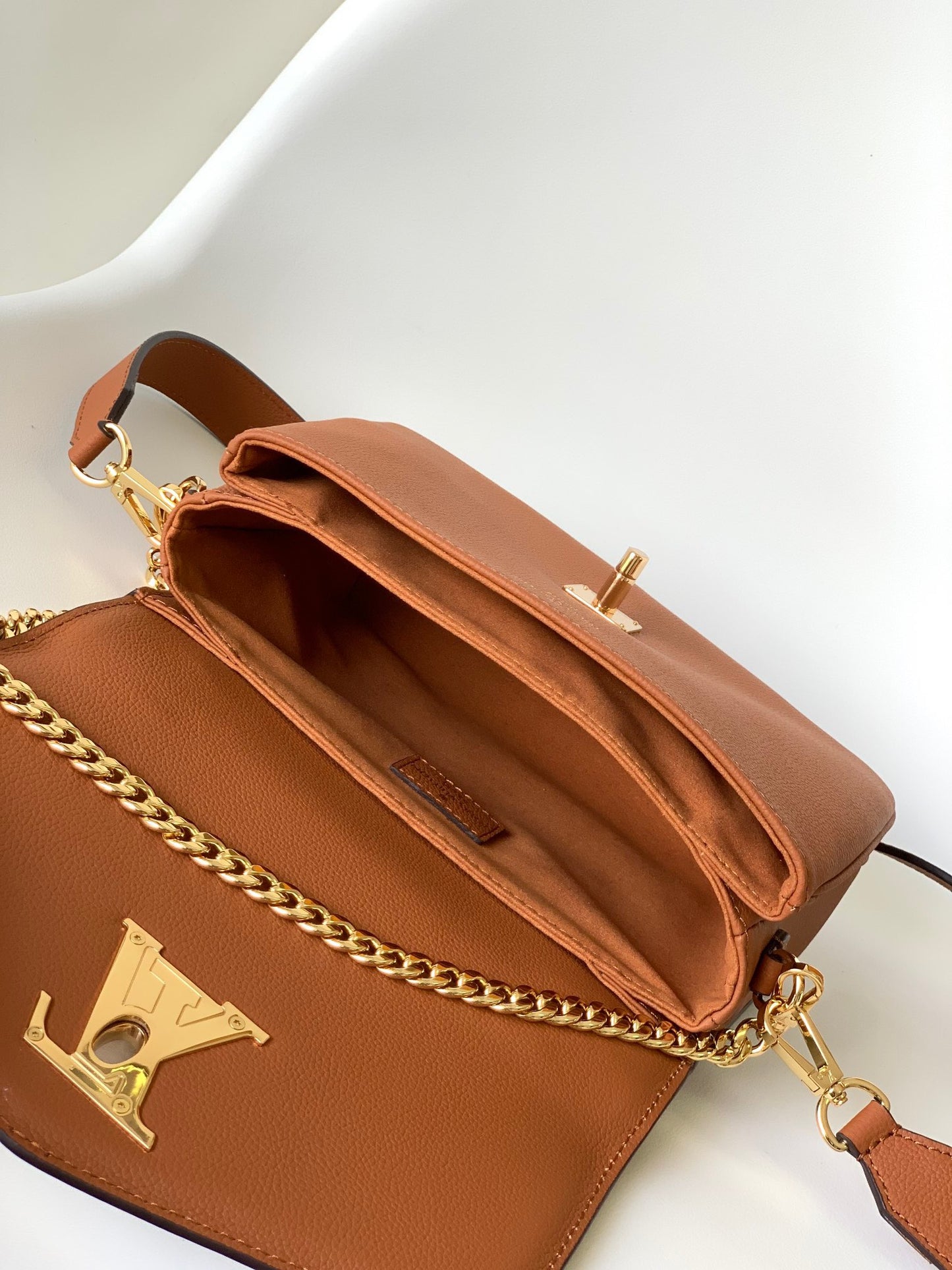 LV Twist Bag In Gold Brown Soft Gain Leather With Handle