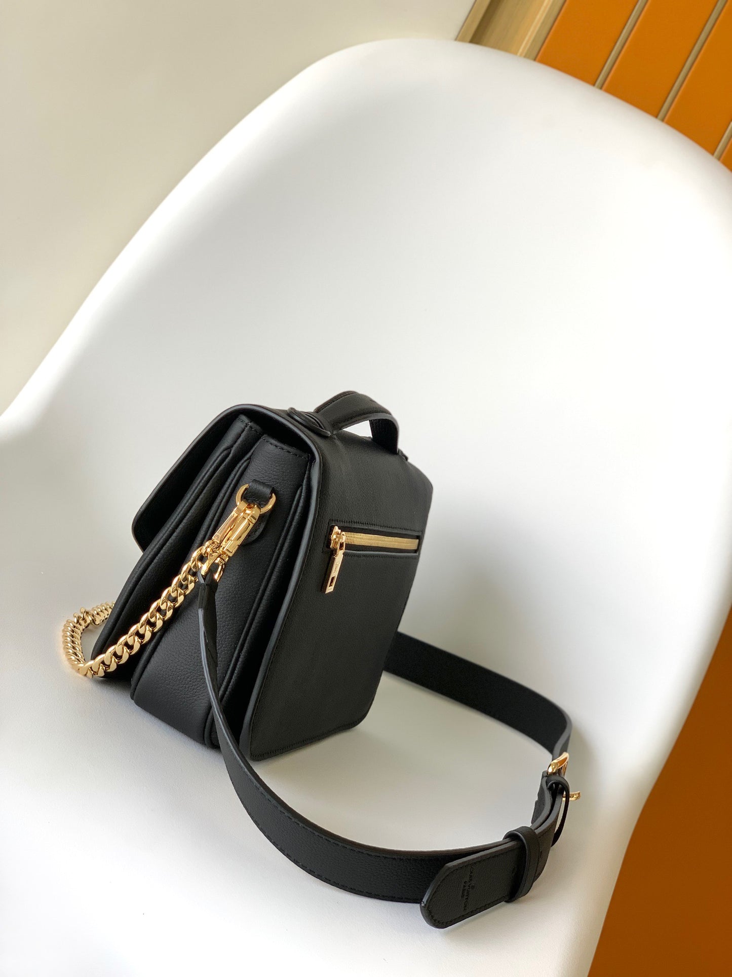 LV Twist Bag In Black Soft Gain Leather With Handle