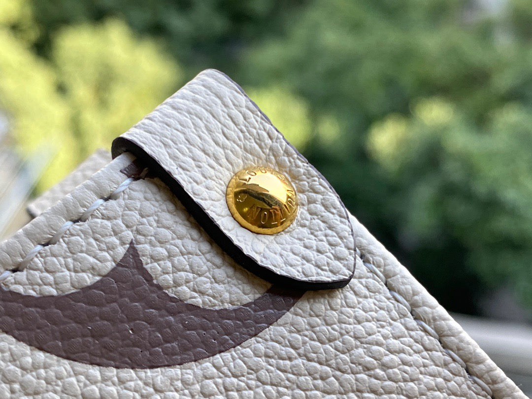 Louis Vuitton Onthego Bags In Beige Embossed