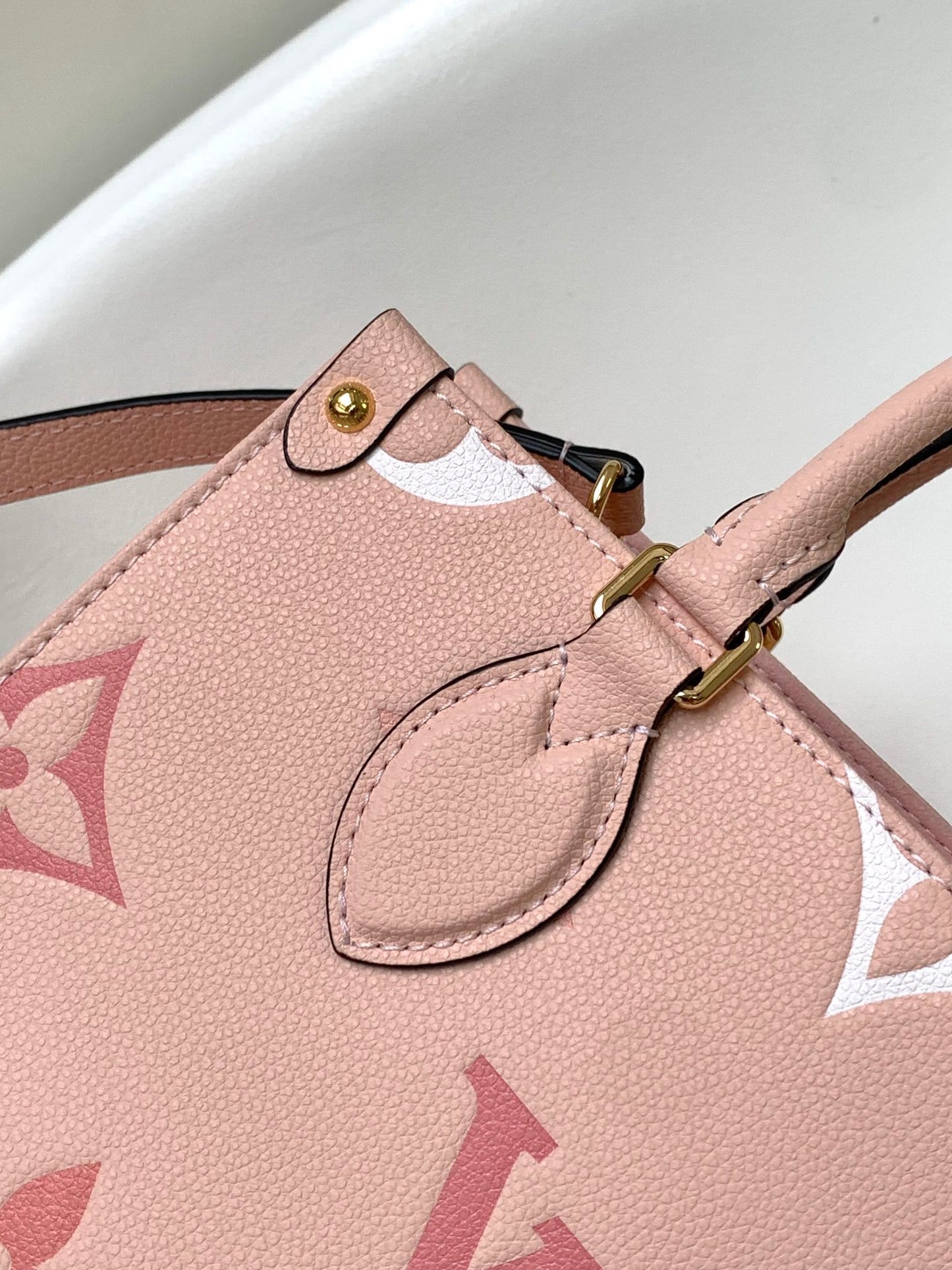 Louis Vuitton Onthego Bags In Pink Embossed Canvas 