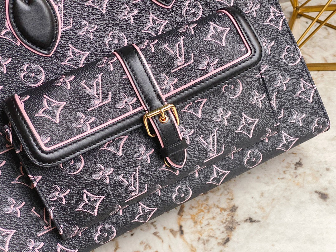 Louis Vuitton Onthego Handbags In Black With Pink Presbyopia