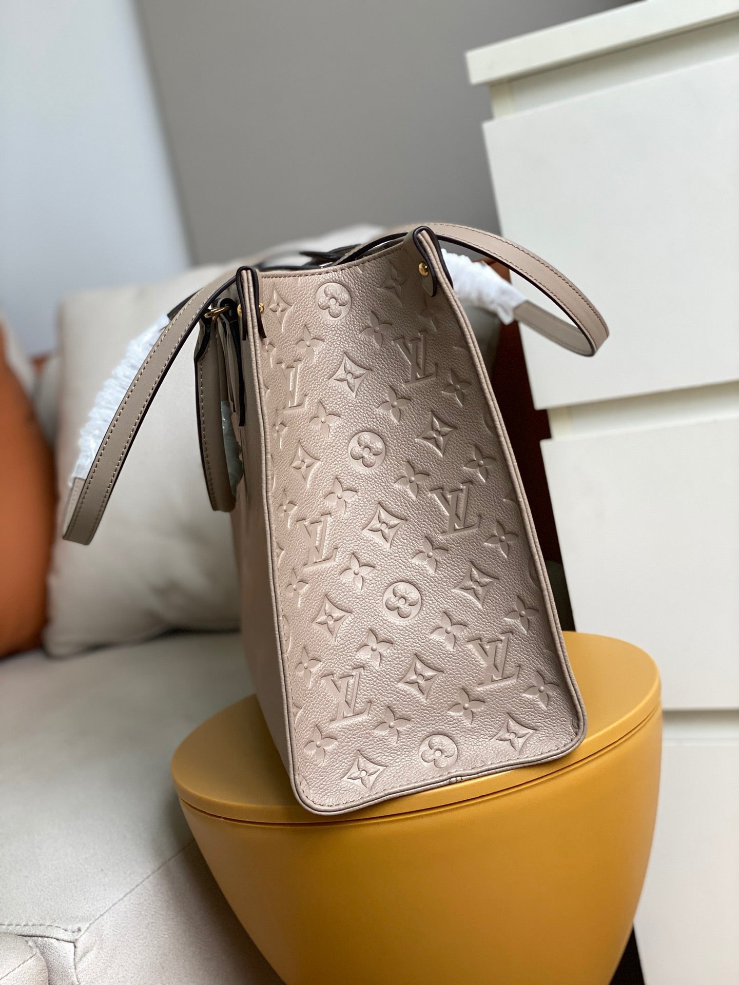 Louis Vuitton Onthego Handbags With Gray Embossed