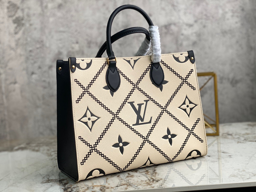 Louis Vuitton Onthego Handbags With Beige Embossed