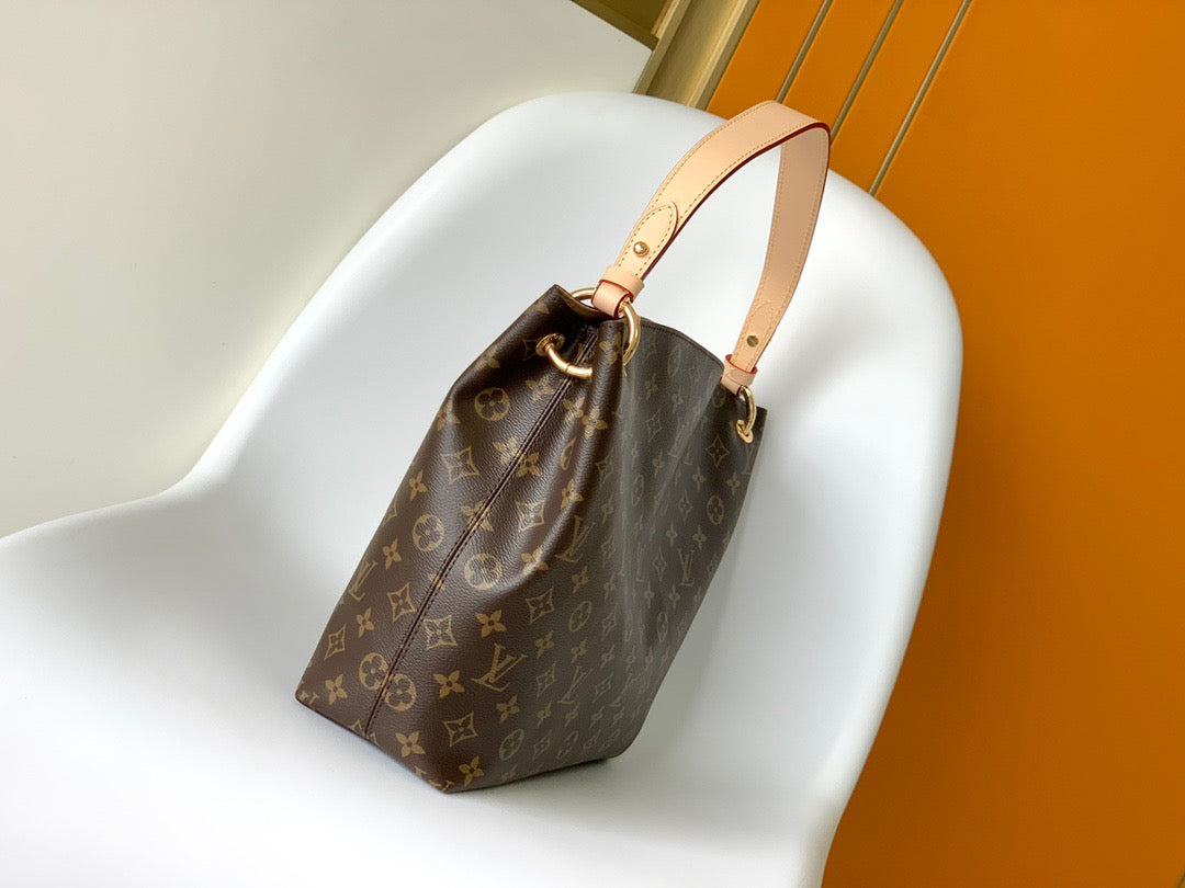 Louis Vuitton Graceful Monogram Canvas In Brown Presbyopia