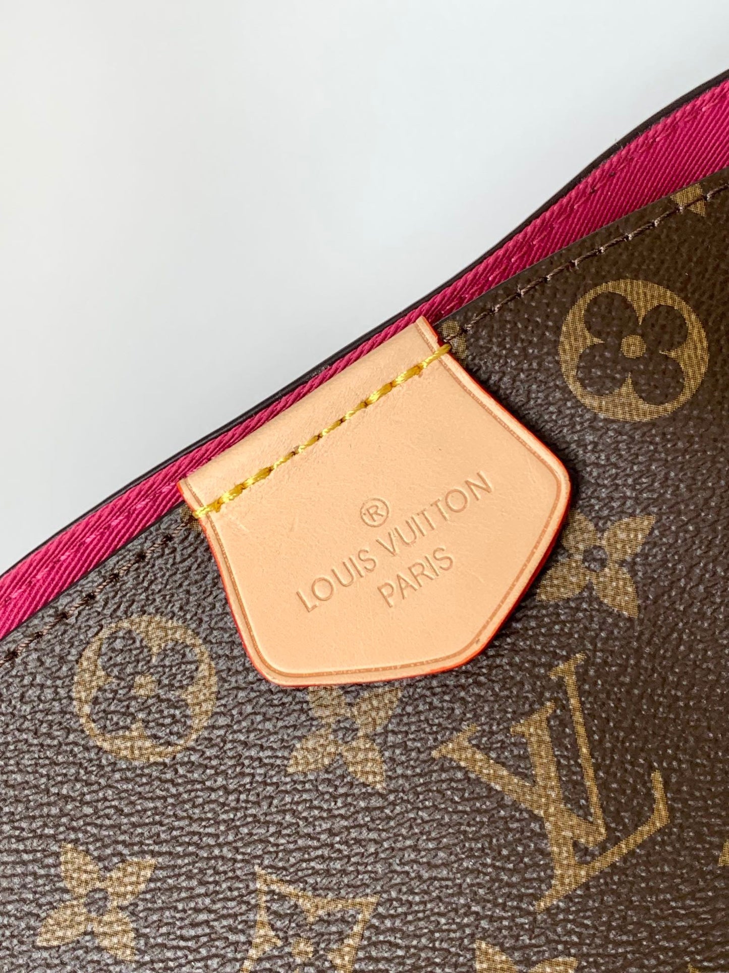 Louis Vuitton Graceful In Brown Old Presbyopia With Rose Red Lining