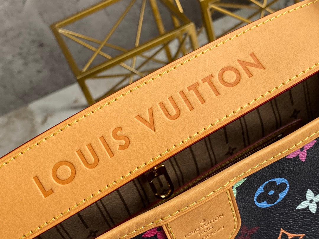 Louis Vuitton Graceful Monogram Canvas In Black Tricolor Retro Presbyopia