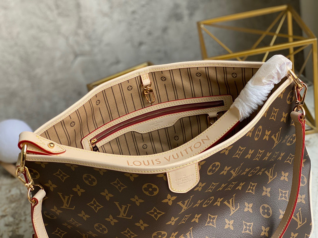 Louis Vuitton Graceful Monogram Canvas In Brown With Retro Presbyopia