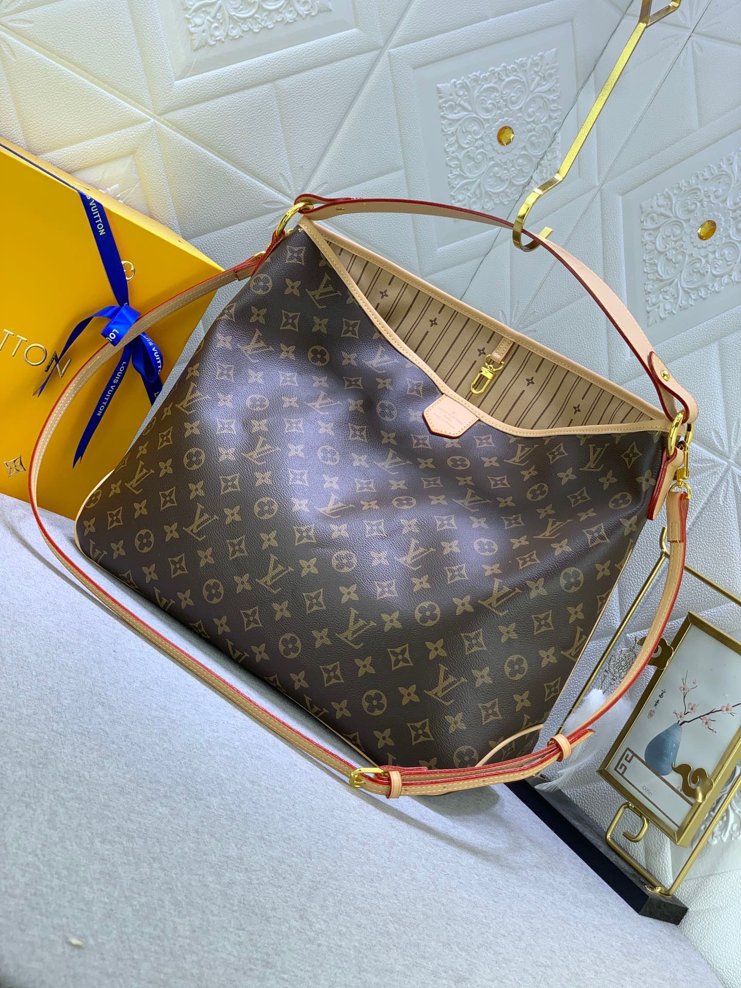 Louis Vuitton Graceful Monogram Canvas In Brown Retro Presbyopia With  Striped Lining