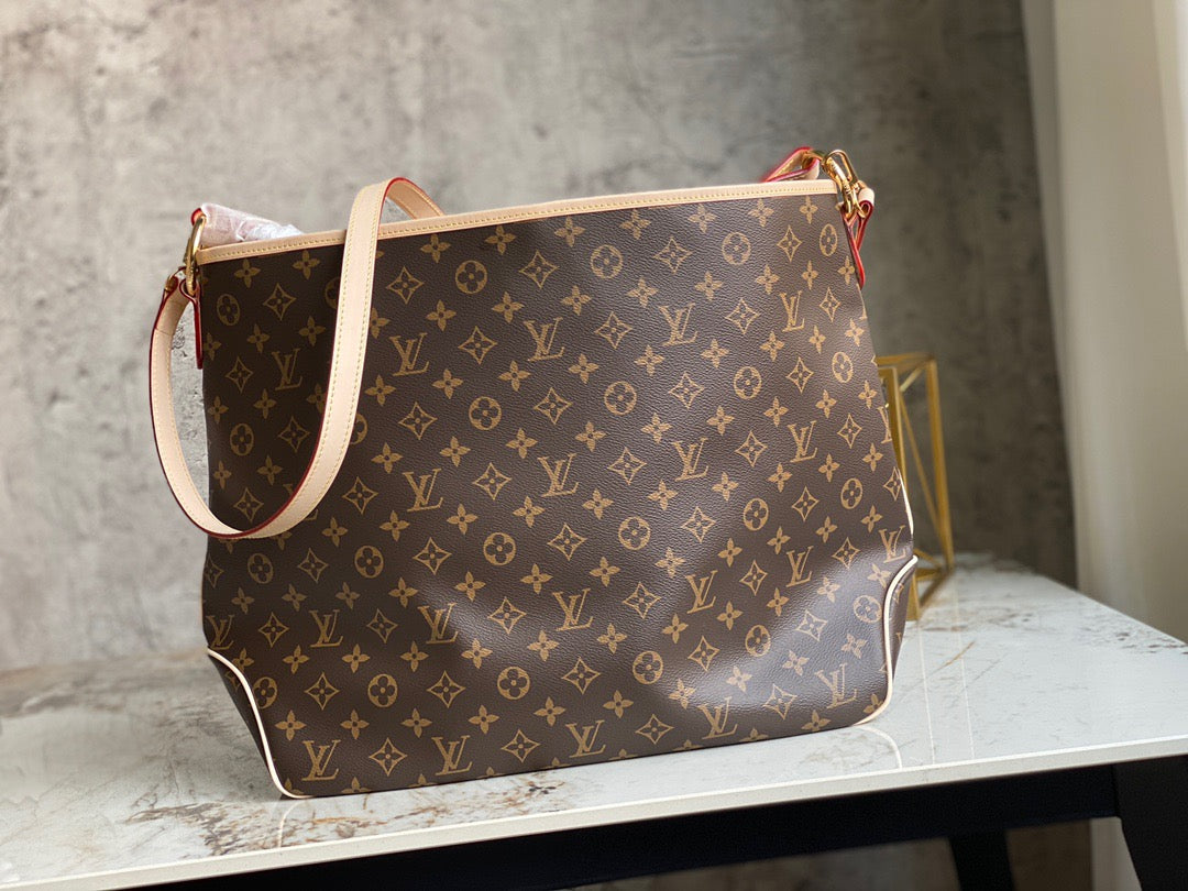 Louis Vuitton Graceful Monogram Canvas In Brown Retro Presbyopia