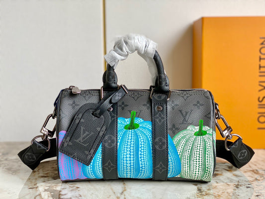 Louis Vuitton Keepall Bandouliere 25 Monogram Yayoi Kusama Pumpkin Series