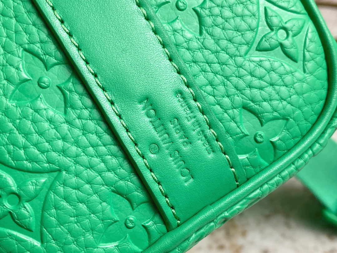 Louis Vuitton Keepall Bandouliere 25 Monogram Embossed Green