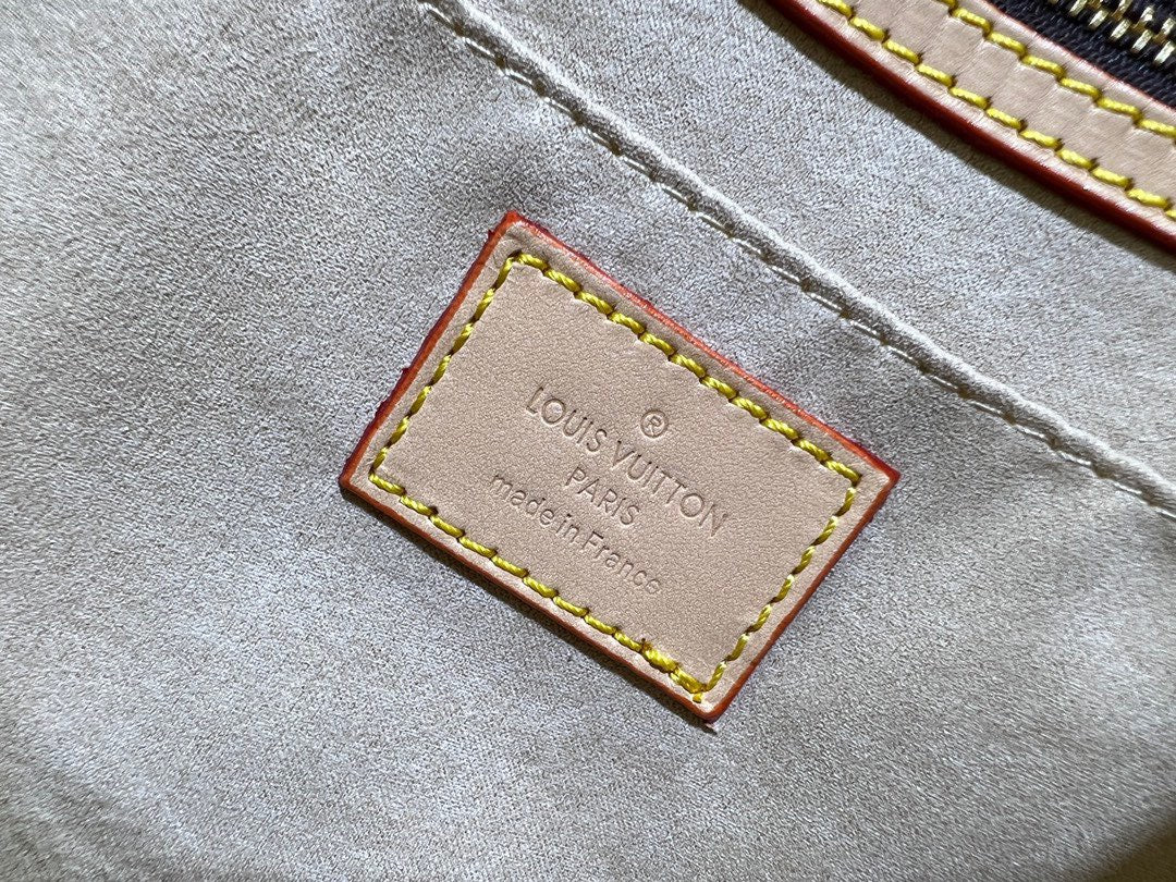 Louis Vuitton Keepall Bandouliere 45 Monogram Brown Presbyopia With Beige Handle