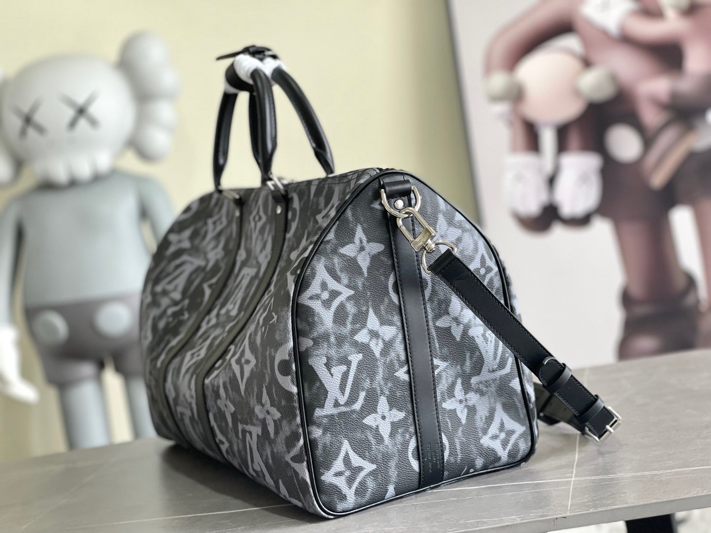 Louis Vuitton Keepall Bandouliere 50 Monogram Embossed Black