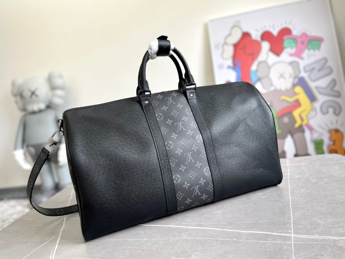 Louis Vuitton Keepall 50 Bandoulière Embossed Black