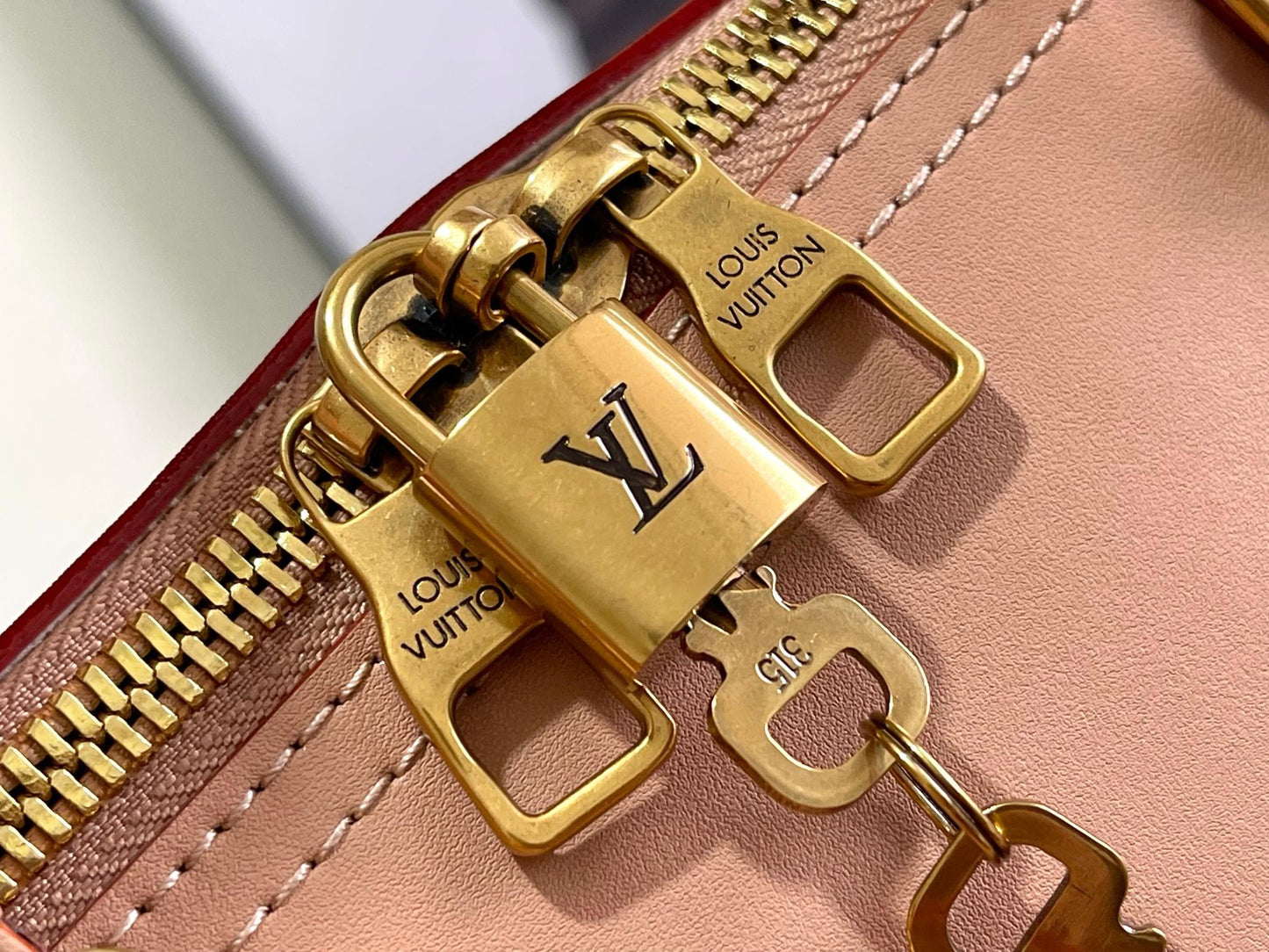 Louis Vuitton Keepall Bandouliere 50 Monogram Pink Full Leather