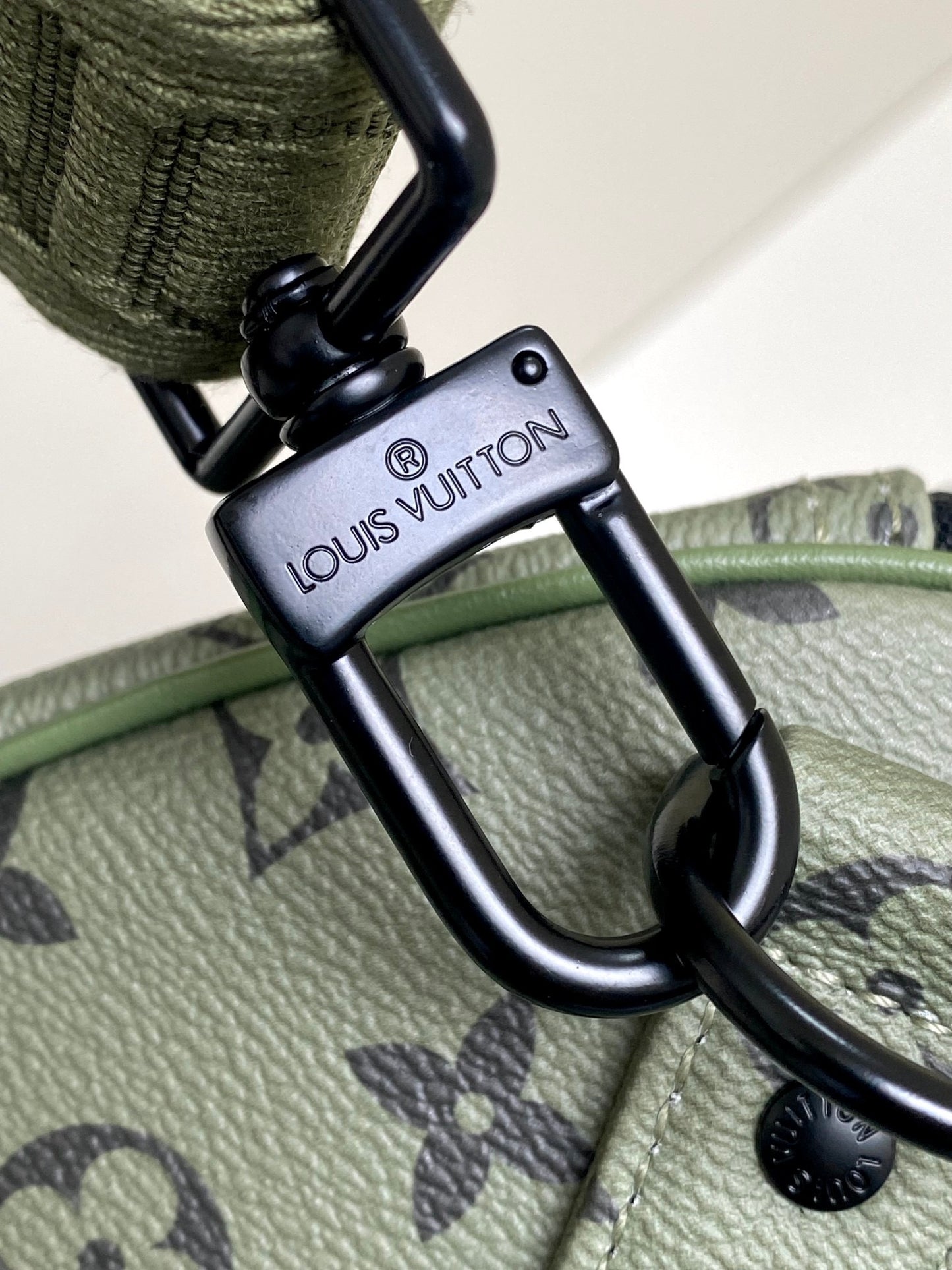 Louis Vuitton Keepall Bandouliere 55 Monogram Embossed Green