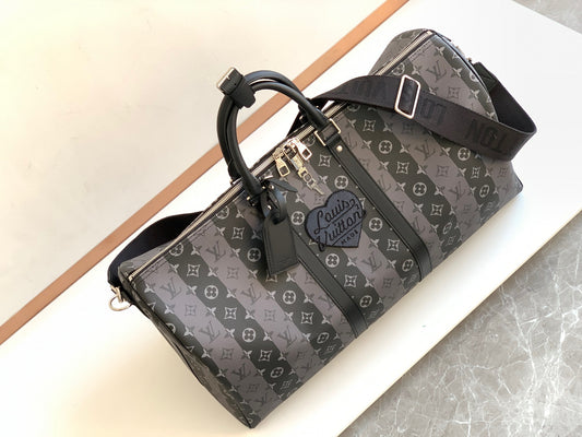 Louis Vuitton Keepall Bandouliere 55 Monogram Embossed Nigo Joint Brand