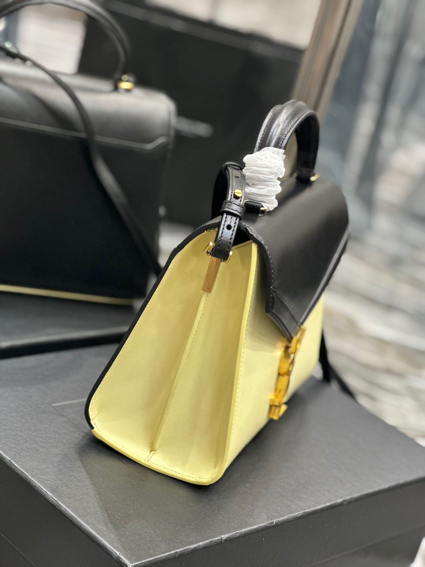 Saint Laurent Large Cassandra Bag In Black And Yellow Matching