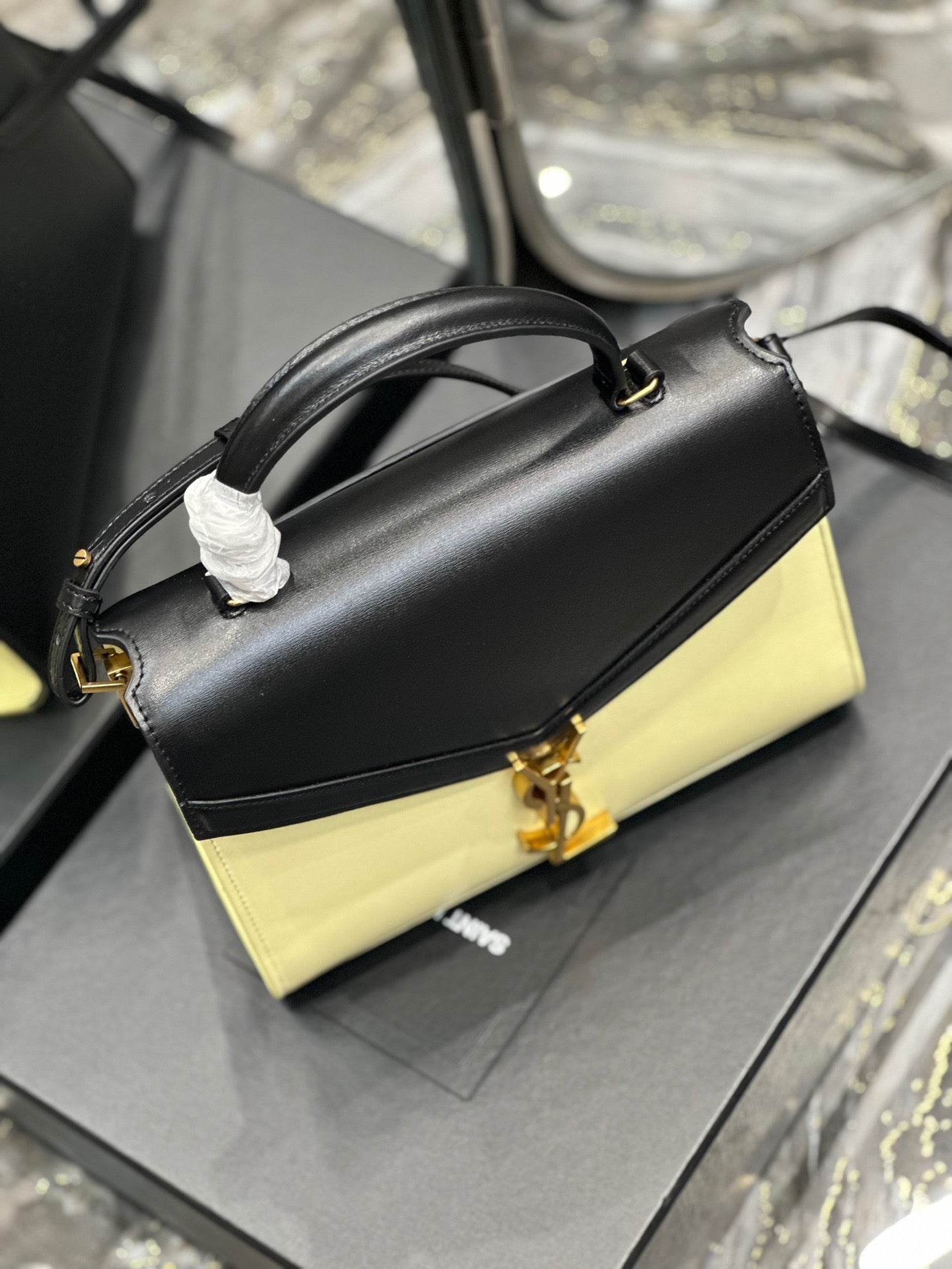 Saint Laurent Large Cassandra Bag In Black And Yellow Matching