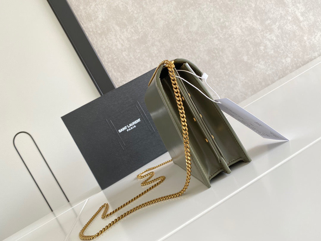 Saint Laurent Cassandra Bag In Green Calfskin