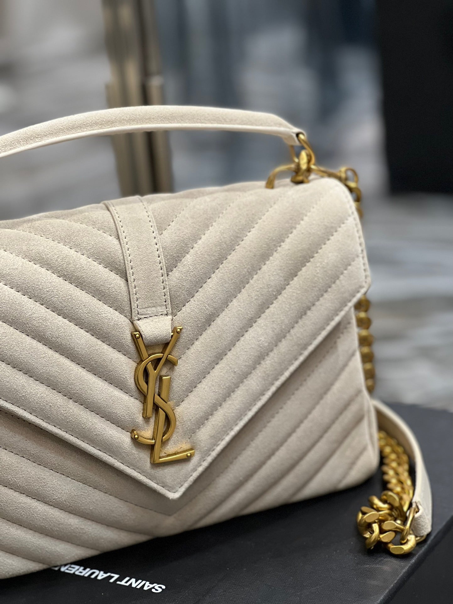 SAINT LAURENT College Ysl-Logo Quilted White Suede Shoulder Bag