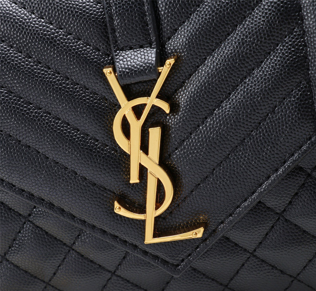 Saint Laurent Envelope Small Quilted Black Grained Leather With Gold Hardware